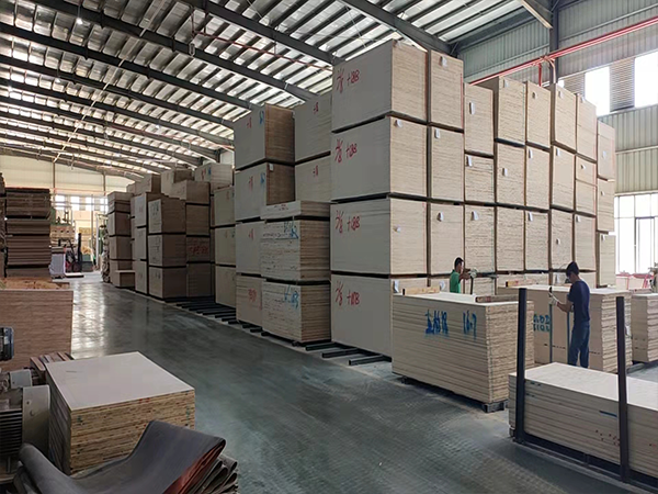 香港福江南板材,福江南木業(yè),香杉木生態(tài)板銷售,桐木生態(tài)板銷售,常德市福瑞江南建材貿(mào)易有限公司